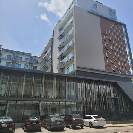 Rt Properties @ The Lennox Airport Residential Accra Kültér fotó