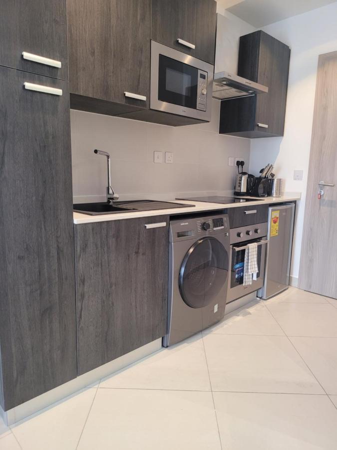 Rt Properties @ The Lennox Airport Residential Accra Kültér fotó