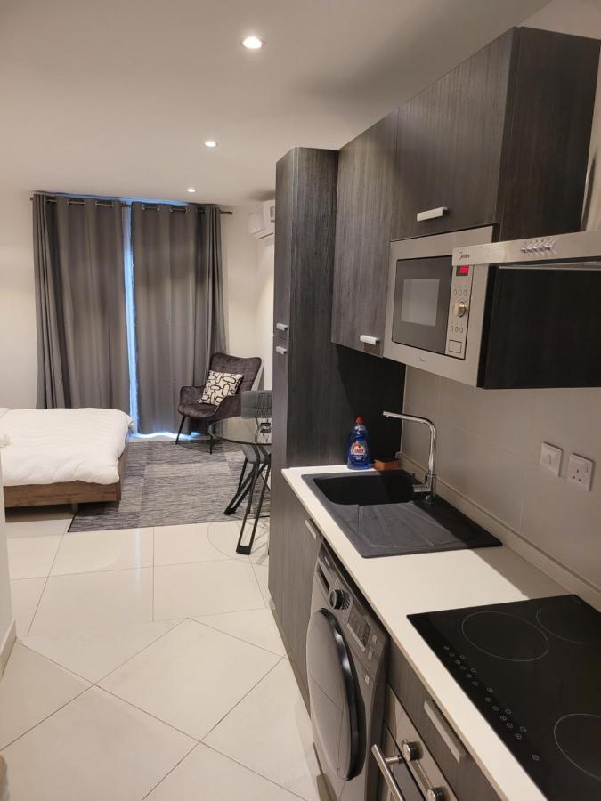 Rt Properties @ The Lennox Airport Residential Accra Kültér fotó